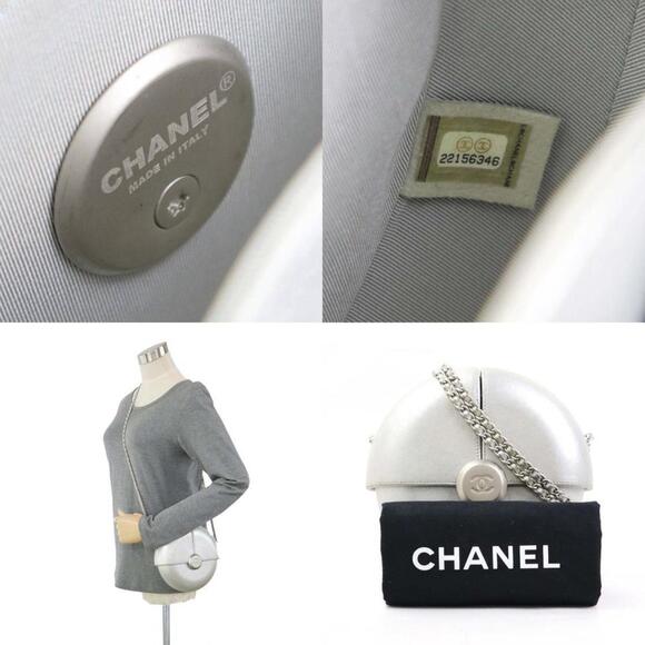 CHANEL Silver Lambskin Leather Shoulder Bag - Picture 5 of 5